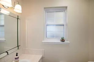 15719 Crestbrook Dr, Houston, TX 77059 - Photo 33