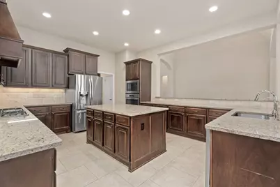 3932 Pinecrest Peak Drive, Spring, TX 77386 - Photo 19