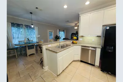 6719 Radcliffe Street, Houston, TX 77091 - Photo 15