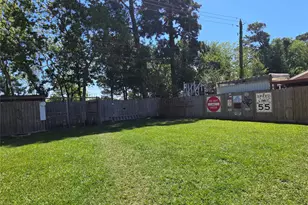 8646 Flower Path St, Houston, TX 77044 - Photo 19