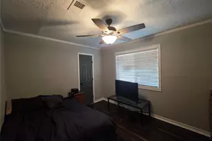 8646 Flower Path St, Houston, TX 77044 - Photo 15