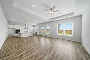 103 Lake Woodshore Ct, Clute, TX 77531 - Photo 3