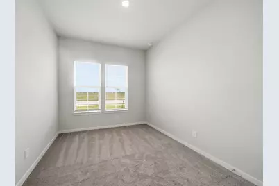 103 Lake Woodshore Court, Clute, TX 77531 - Photo 7
