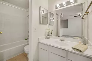 1900 Bay Area Blvd Blvd, Houston, TX 77058 - Photo 17