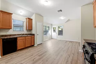 1606 Katydid Ct, Conroe, TX 77301 - Photo 11