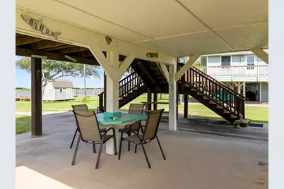124 Seagull, Sargent, TX 77414 - Photo 15