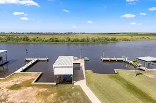 124 Seagull, Sargent, TX 77414 - Photo 35