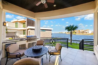 752 Pegasus Lane, League City, TX 77573 - Photo 39