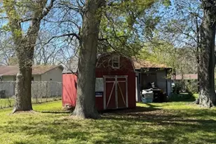 9610 Tower St, Houston, TX 77088 - Photo 15