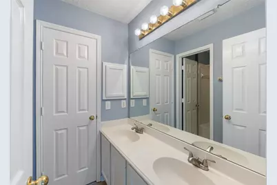 4023 N Dawn Cypress Court, Houston, TX 77059 - Photo 23