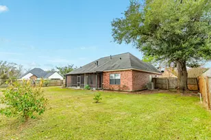 120 Mallard Dr, Clute, TX 77531 - Photo 29