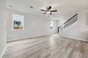 6415 Prospect Oaks Pkwy, Katy, TX 77449 - Photo 5