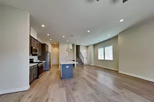 12418 Cotton Lake Ln, Stafford, TX 77477 - Photo 5