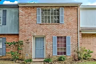 537 Longmeadow St, Beaumont, TX 77707 - Photo 5