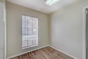 537 Longmeadow St, Beaumont, TX 77707 - Photo 11