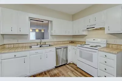 537 Longmeadow Street, Beaumont, TX 77707 - Photo 15