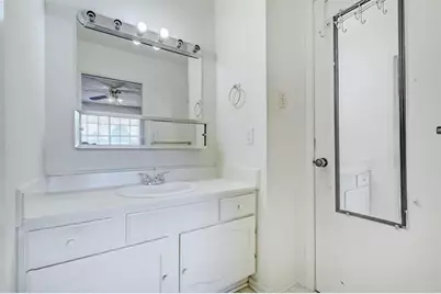 537 Longmeadow Street, Beaumont, TX 77707 - Photo 25