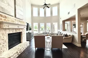 5403 Lockwood Bend Ln, Sugar Land, TX 77479 - Photo 5