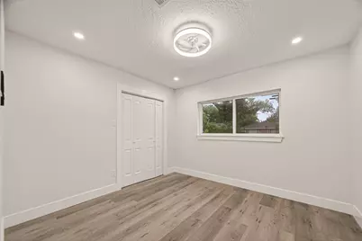 12711 Claygate Drive, Houston, TX 77047 - Photo 11