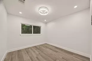 12711 Claygate Dr, Houston, TX 77047 - Photo 17