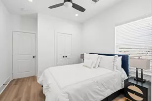 5216 Green Pine Tree Dr, Houston, TX 77018 - Photo 25