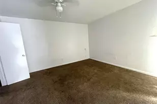 14109 Callahan Dr, Houston, TX 77049 - Photo 9