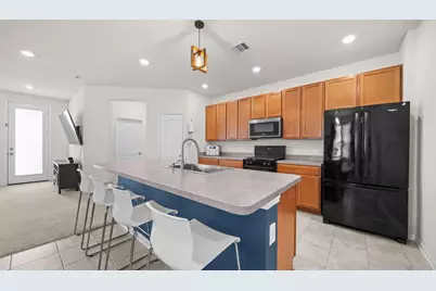 2515 Hawthorn Park Court, Houston, TX 77038 - Photo 3