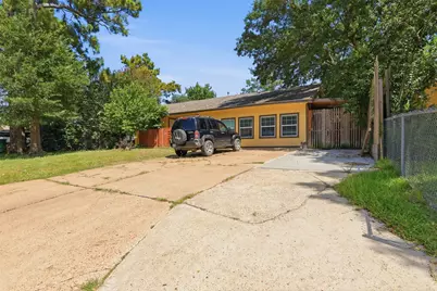 7210 Colton Street, Houston, TX 77016 - Photo 1