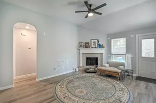 6111 Caroline Green Ct, Spring, TX 77373 - Photo 7