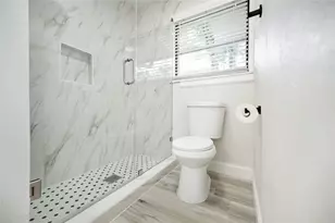 5027 Darnell St, Houston, TX 77096 - Photo 11