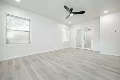 5027 Darnell Street, Houston, TX 77096 - Photo 9