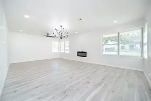 5027 Darnell St, Houston, TX 77096 - Photo 5