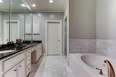 1906 Greenwich Terrace Drive, Houston, TX 77019 - Photo 11