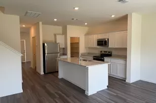 31014 Gayle Prairie Oaks St, Waller, TX 77484 - Photo 3