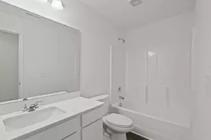 31014 Gayle Prairie Oaks St, Waller, TX 77484 - Photo 11