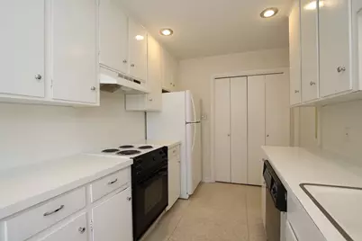 1739 Commonwealth Street, Houston, TX 77006 - Photo 13