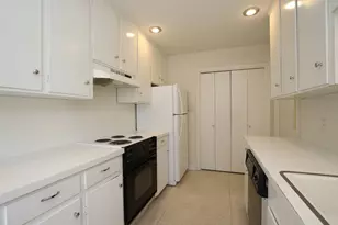1739 Commonwealth St, Houston, TX 77006 - Photo 13