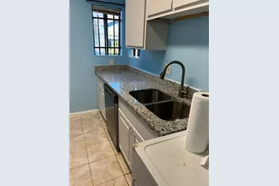 8405 Wilcrest Drive #1110, Houston, TX 77072 - Photo 15