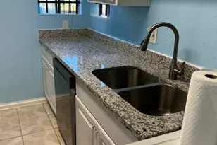 8405 Wilcrest Dr, Houston, TX 77072 - Photo 15