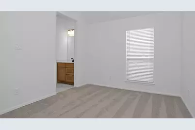 2126 Primrose Pass Drive, Richmond, TX 77469 - Photo 11