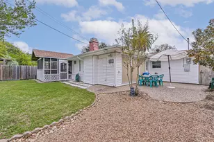 126 Tuna St, Galveston, TX 77550 - Photo 39
