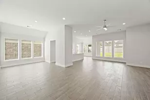 3223 Bushy Hawthorn Dr, Conroe, TX 77301 - Photo 7