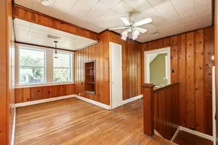 405 E Mulberry St, Angleton, TX 77515 - Photo 37