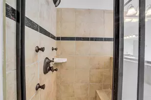 1335 Studer St, Houston, TX 77007 - Photo 25