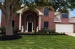 1808 Oakleaf Cir, Pearland, TX 77581 - Photo 1