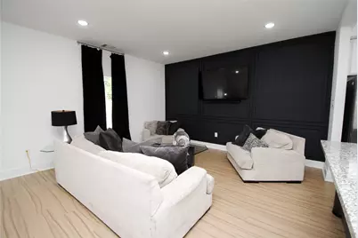 4523 Sunflower Street, Houston, TX 77051 - Photo 13