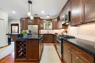 1307 Nashua St, Houston, TX 77008 - Photo 3