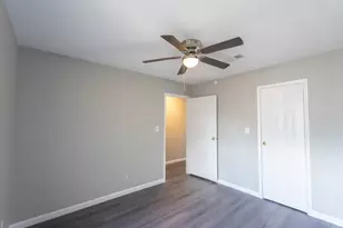 2501 Gulf Freeway, Dickinson, TX 77539 - Photo 21