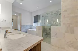 5119 Georgi Ln, Houston, TX 77092 - Photo 27