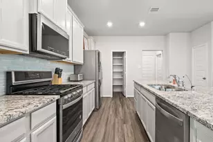 5511 Cuerta St, Houston, TX 77023 - Photo 11